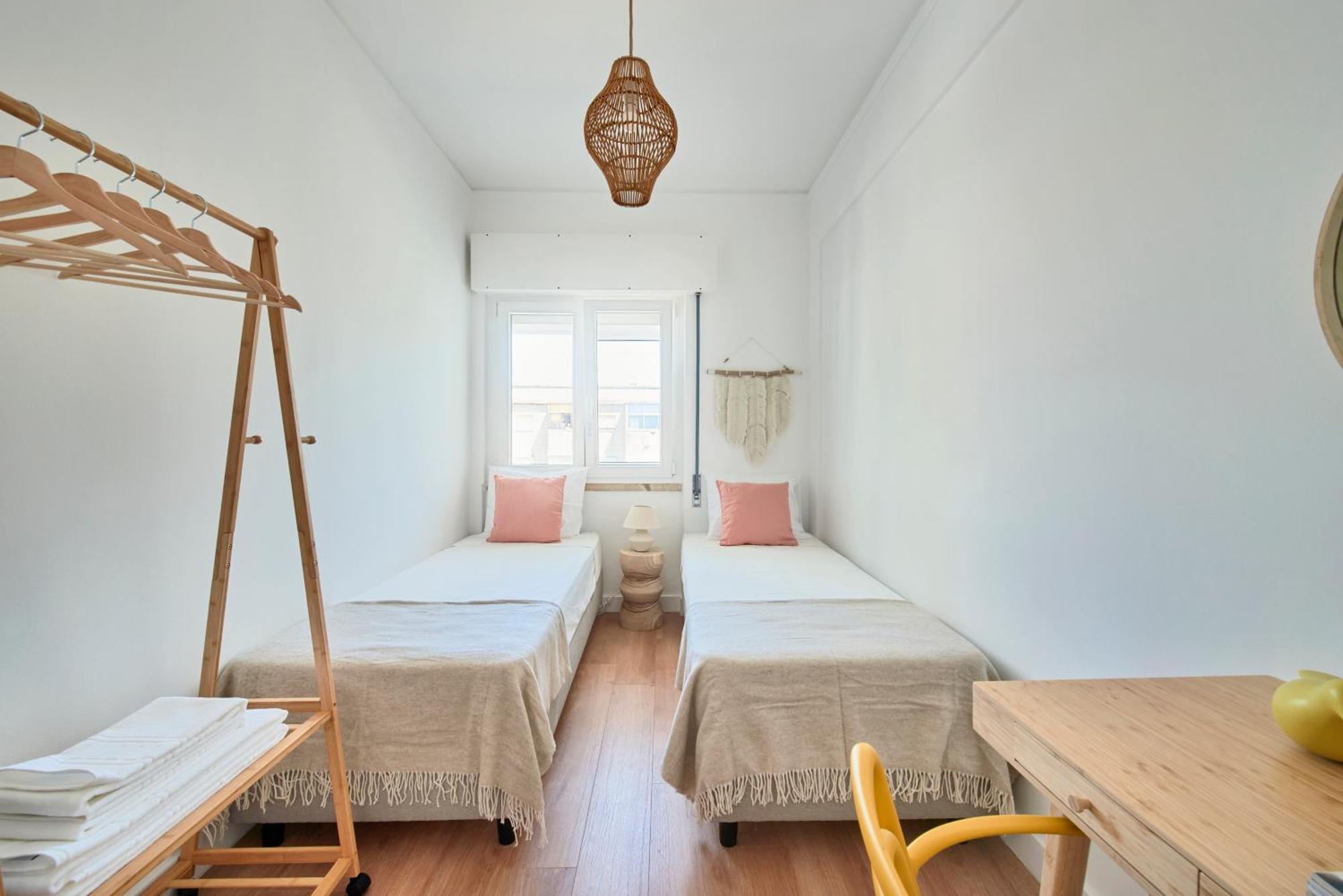 Sunset Bay View, Renovated Apt, By Timecooler Setúbal Esterno foto