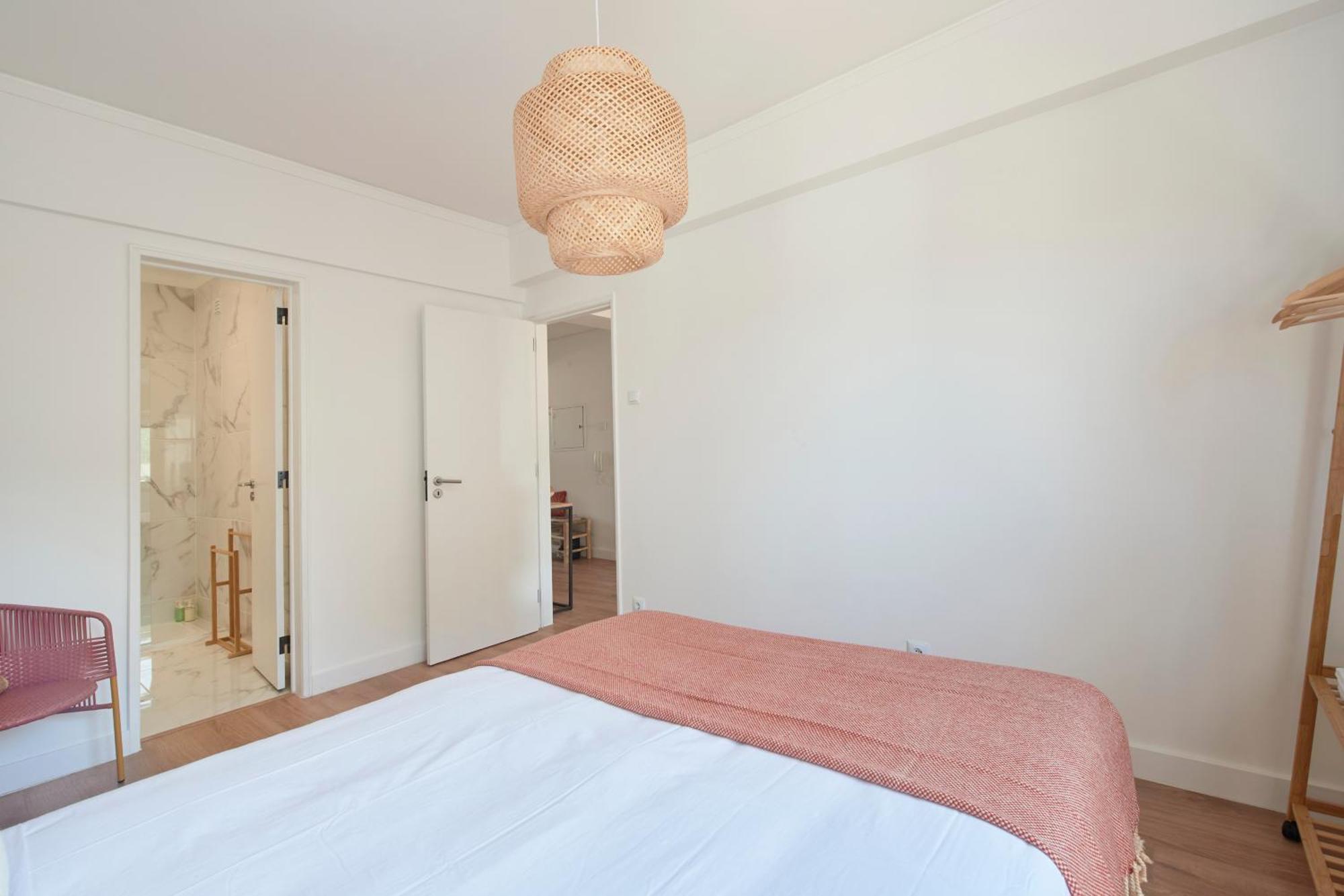 Sunset Bay View, Renovated Apt, By Timecooler Setúbal Esterno foto