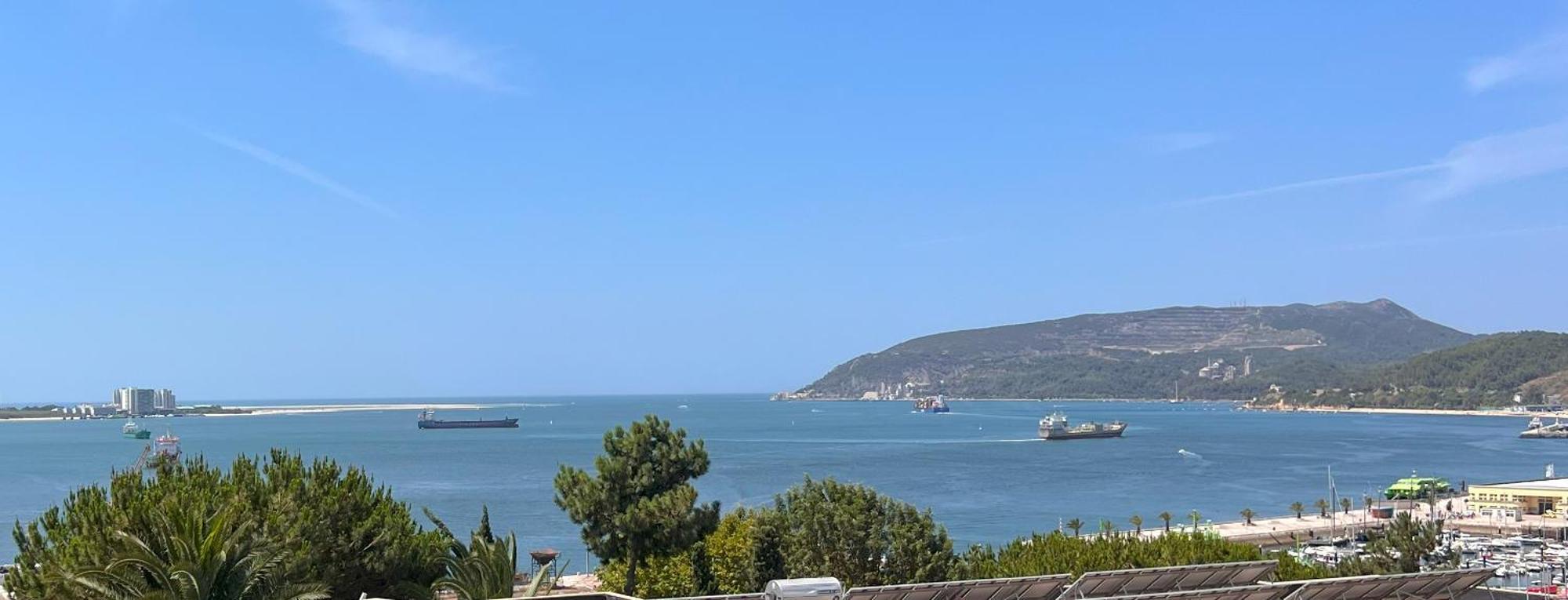 Sunset Bay View, Renovated Apt, By Timecooler Setúbal Esterno foto